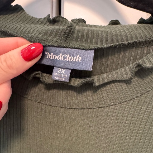 ModCloth Olive Ribbed Mock Neck Top - Picture 2 of 3